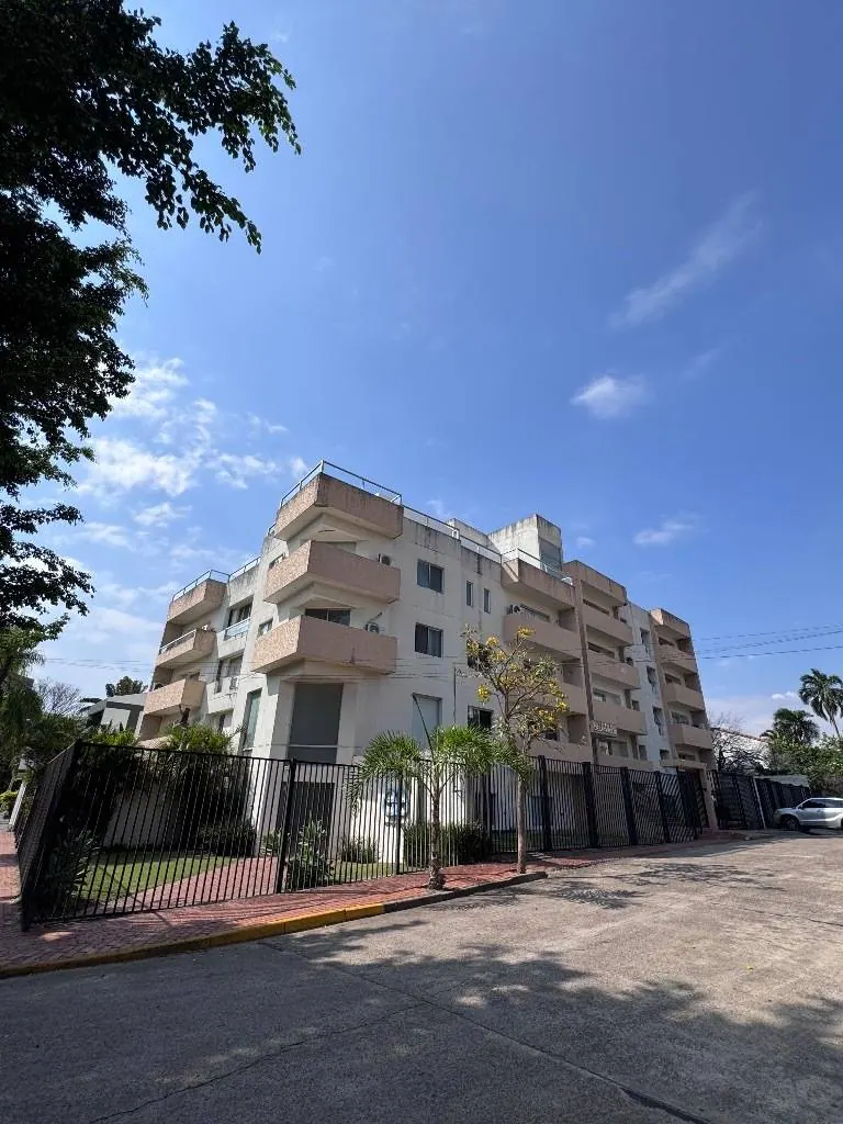 Departamento de 3 dormitorios en venta en Torre del Parque, Equipetrol: foto 13 de 13