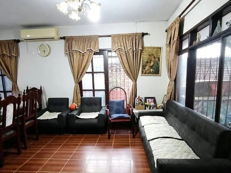 Casa de uso mixto con tienda en venta en la Zona Este, 426,84 m²: foto 6 de 10