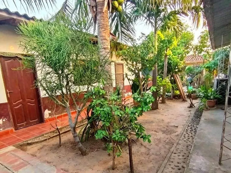 Casa de uso mixto con tienda en venta en la Zona Este, 426,84 m²: foto 7 de 10