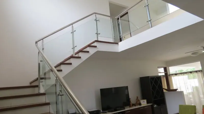 Casa de 5 dormitorios con piscina en venta en Villa Bonita, Urubó: foto 9 de 20