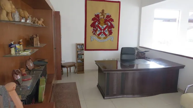 Casa de 5 dormitorios con piscina en venta en Villa Bonita, Urubó: foto 19 de 20