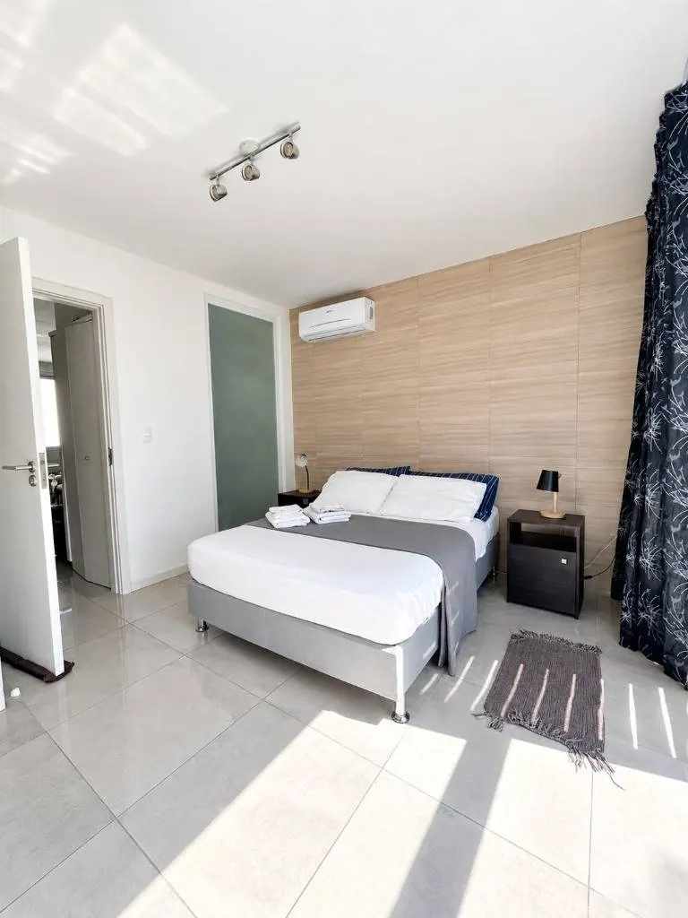 Departamento de 1 dormitorio en venta en el edificio Gold, Equipetrol: foto 5 de 11