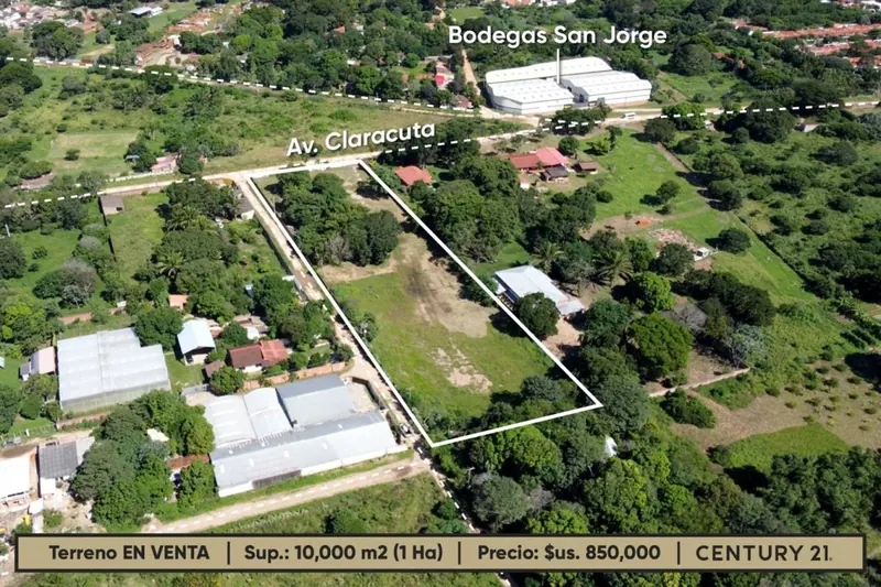 Terreno de 1 hectárea en venta sobre la Av. Claracuta, Zona Norte: foto 2 de 5