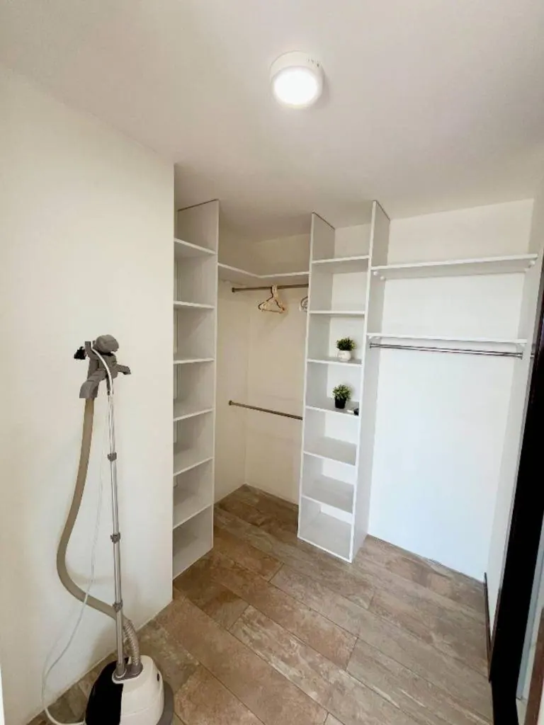 Furnished 2-bedroom apartment for rent in Equipetrol: foto 17 de 22