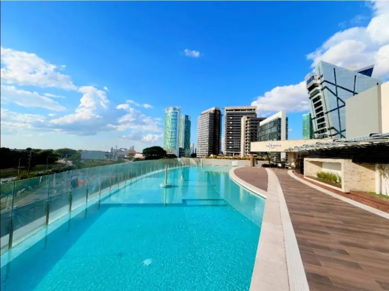 Furnished 2-bedroom apartment for rent in Equipetrol: foto 21 de 22