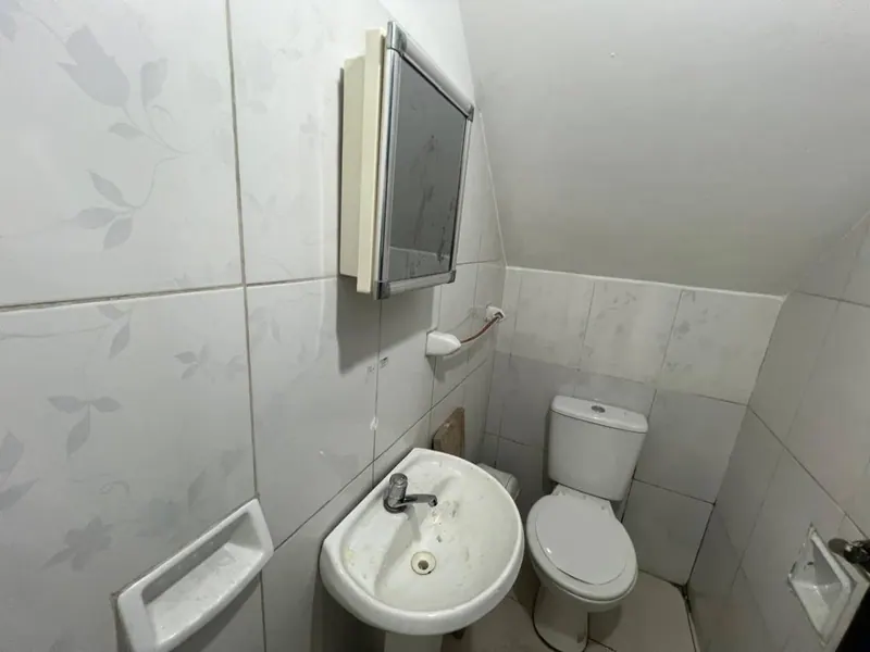 Local comercial de 85 m² en alquiler sobre la Av. Argamosa, Centro: foto 5 de 6