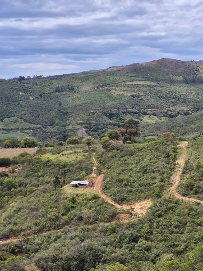 Terreno de 4.660,01 m² en venta en Samaipata, Barrio Arriba: foto 1 de 8