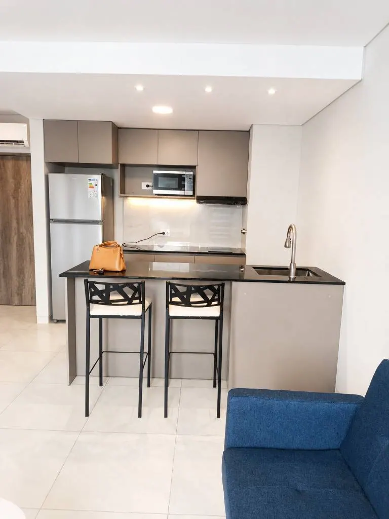 1-bedroom furnished apartment for rent in Equipetrol: foto 2 de 21