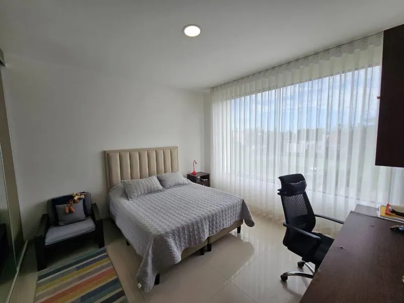 Casa de 3 dormitorios en alquiler en el condominio Villa Real, Urubó: foto 17 de 19