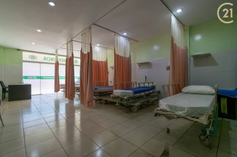 Edificio médico en venta en el Centro, zona hospitalaria: foto 4 de 30