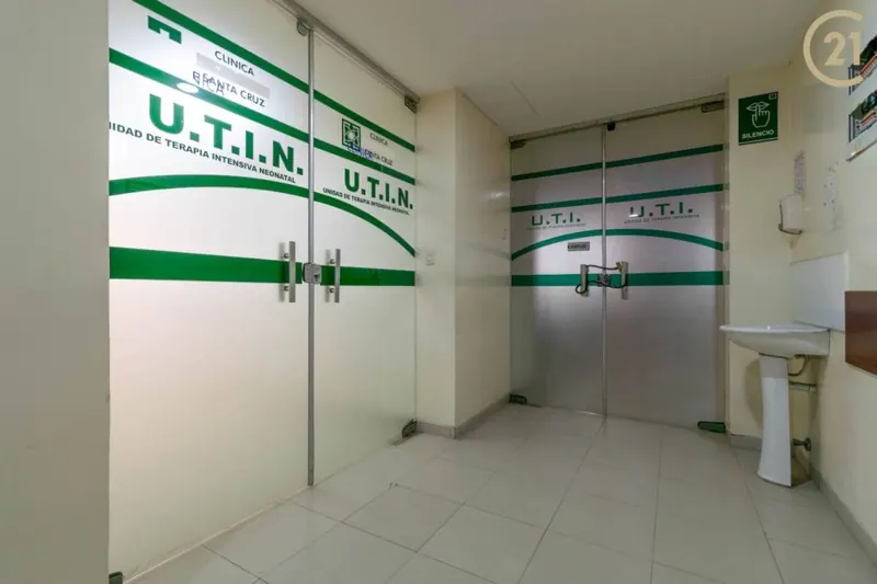 Edificio médico en venta en el Centro, zona hospitalaria: foto 7 de 30