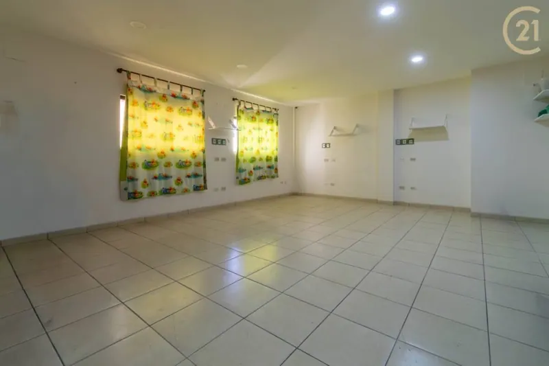Edificio médico en venta en el Centro, zona hospitalaria: foto 11 de 30