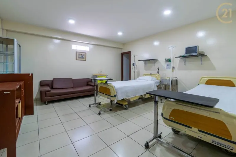 Edificio médico en venta en el Centro, zona hospitalaria: foto 12 de 30
