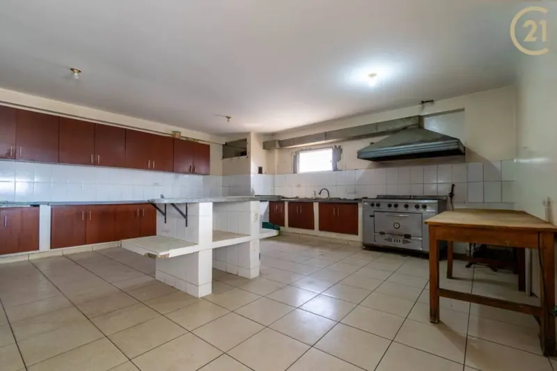 Edificio médico en venta en el Centro, zona hospitalaria: foto 24 de 30