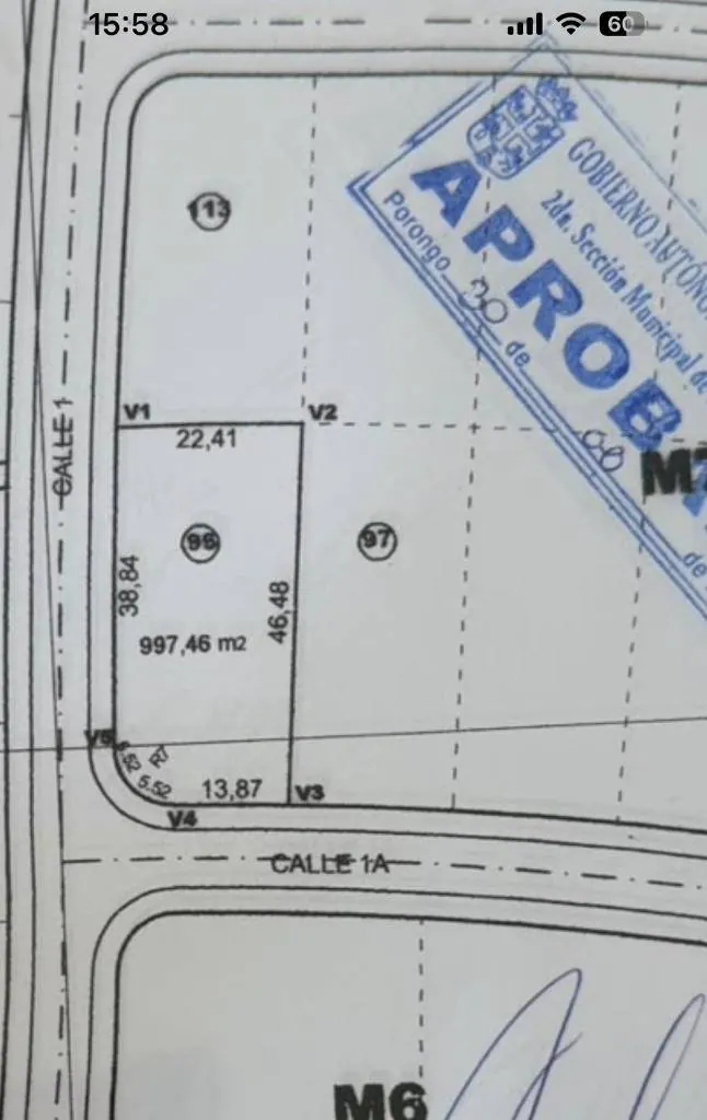 Terreno en esquina de 998 m² en venta en Urubó Golf, módulo 1: foto 7 de 7