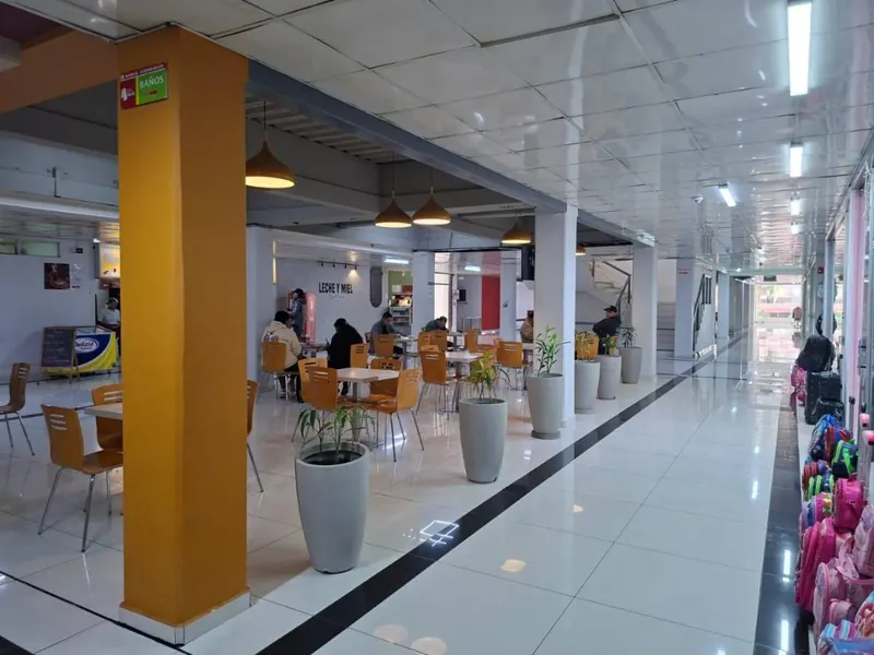 Local comercial de 14,44 m² en venta en el Centro Comercial Norte: foto 5 de 6