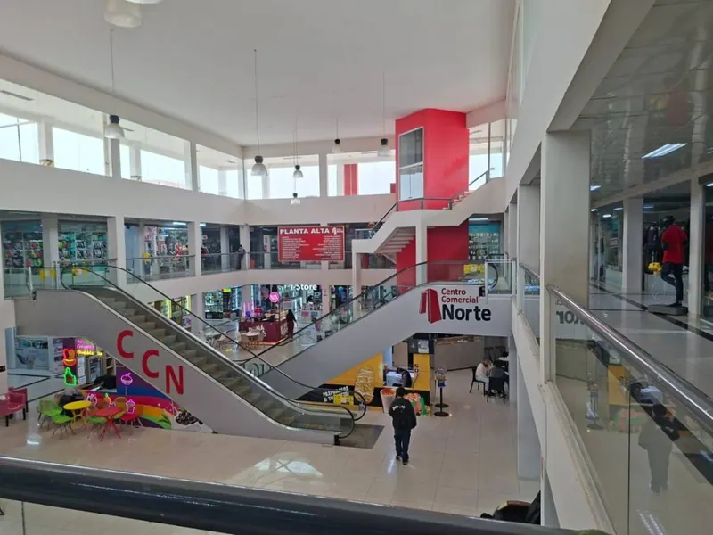 Local comercial de 14,44 m² en venta en el Centro Comercial Norte: foto 6 de 6