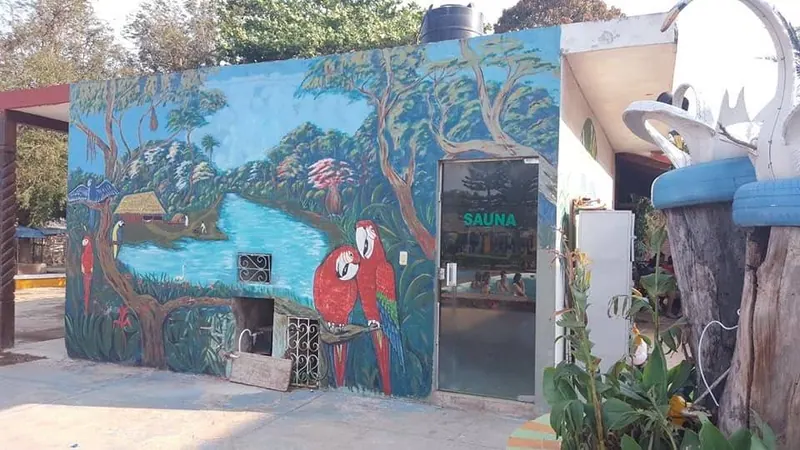 Las Parabas hotel and resort for sale in Cotoca, 9,879 m² lot: foto 5 de 14