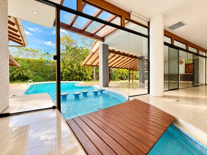 Casa de 5 suites en venta en Colinas del Urubó, sector 2: foto 3 de 11