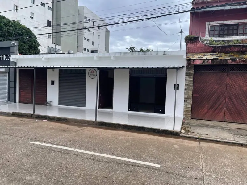 39 m² commercial space for rent in the North Zone, Av. Banzer