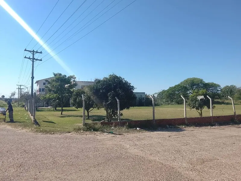 Terreno en esquina de 5.000 m² en venta en Warnes, sobre carretera: foto 6 de 11