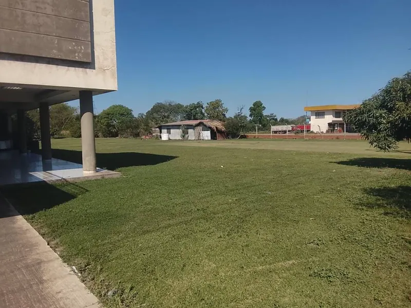 Terreno en esquina de 5.000 m² en venta en Warnes, sobre carretera: foto 9 de 11
