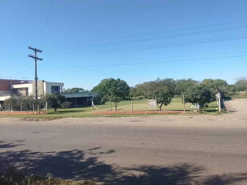 Terreno en esquina de 5.000 m² en venta en Warnes, sobre carretera: foto 10 de 11