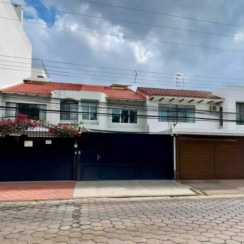 Casa remodelada de 3 dormitorios en venta en Las Palmas: foto 1 de 15