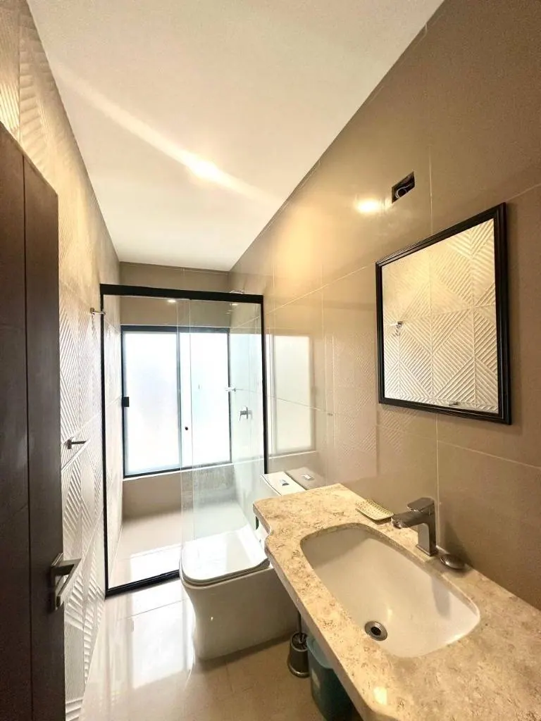 Casa de 3 dormitorios en alquiler en Mar Adentro, Urubó: foto 2 de 27