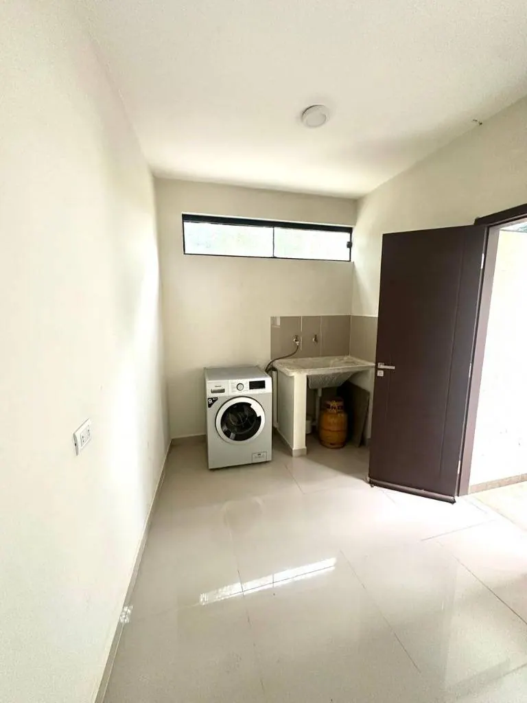 Casa de 3 dormitorios en alquiler en Mar Adentro, Urubó: foto 14 de 27