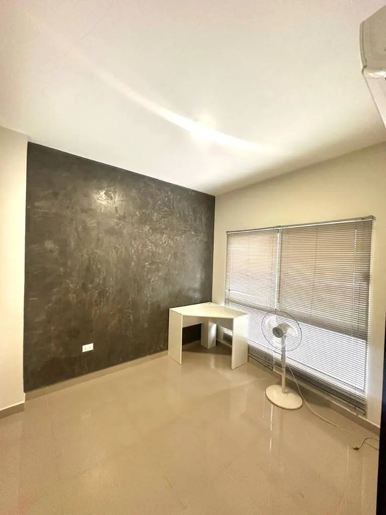 Casa de 3 dormitorios en alquiler en Mar Adentro, Urubó: foto 18 de 27