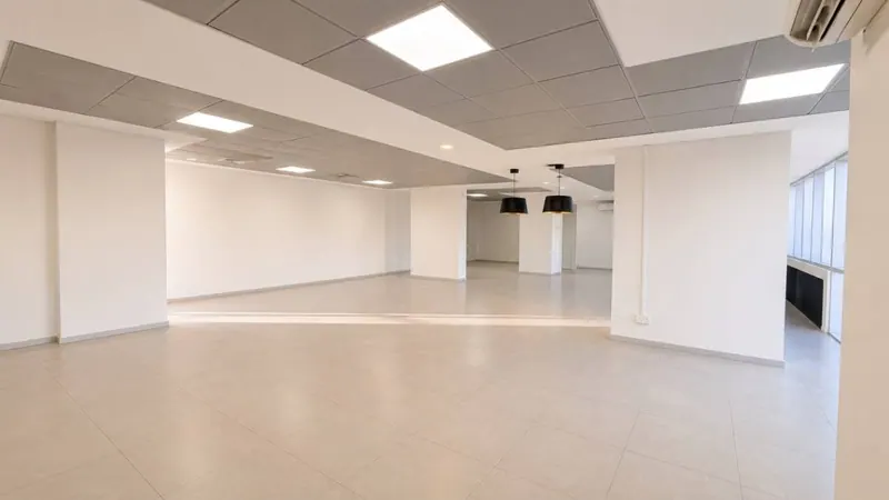 182 m² office for rent in Torre Duo, Equipetrol: foto 2 de 10