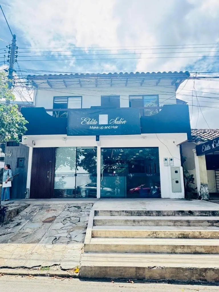 Casa comercial en esquina en venta en la Zona Sur, 341 m²: foto 1 de 25