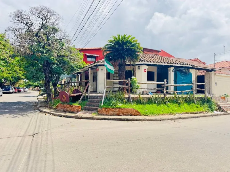 Casa comercial en esquina en venta en la Zona Sur, 341 m²: foto 14 de 25