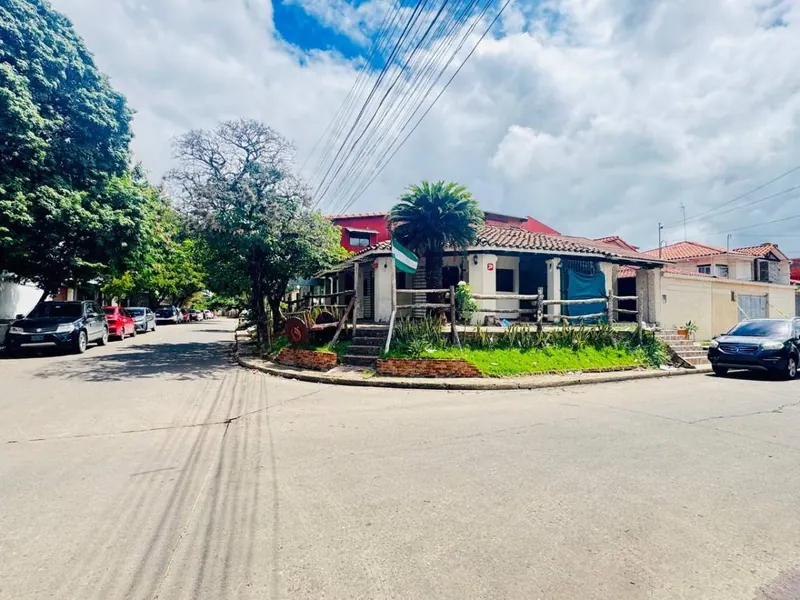 Casa comercial en esquina en venta en la Zona Sur, 341 m²: foto 15 de 25