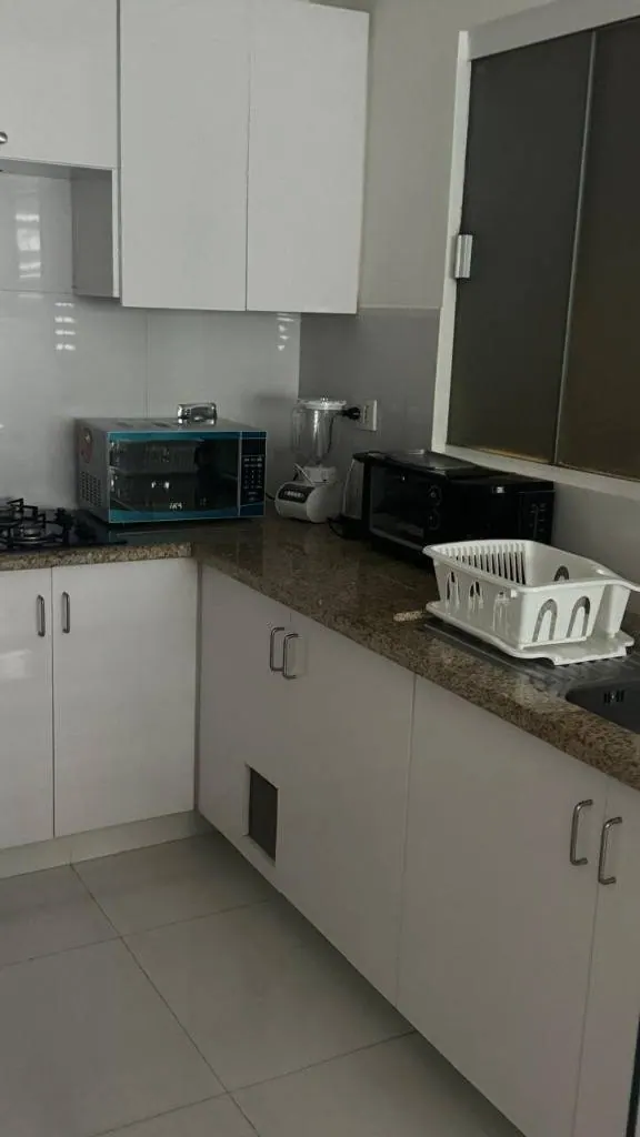Furnished studio for rent in the Itaipú building, Equipetrol: foto 8 de 8
