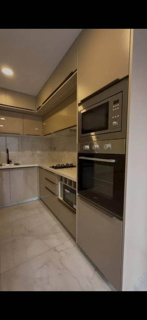 Departamento de 1 dormitorio en venta en Condado VI, Equipetrol: foto 1 de 13