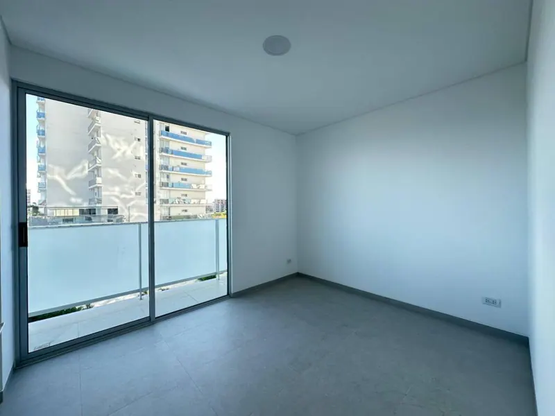 Departamento de 1 dormitorio en venta en Uptown Drei, Equipetrol: foto 7 de 17