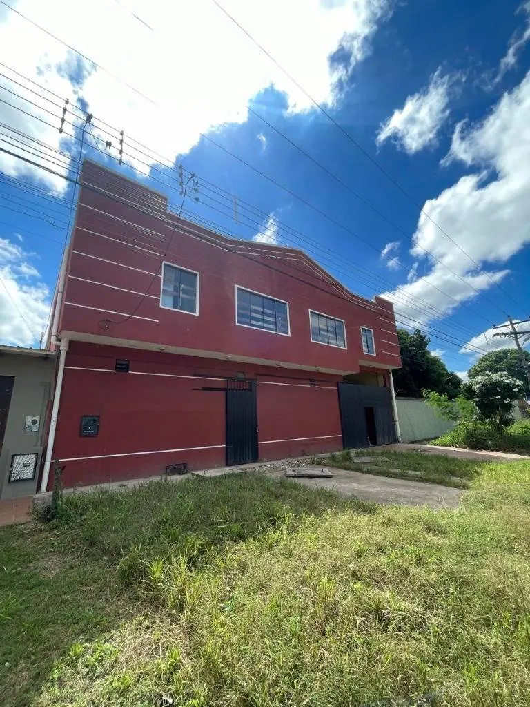550 m² warehouse for sale in the North Zone: foto 3 de 7