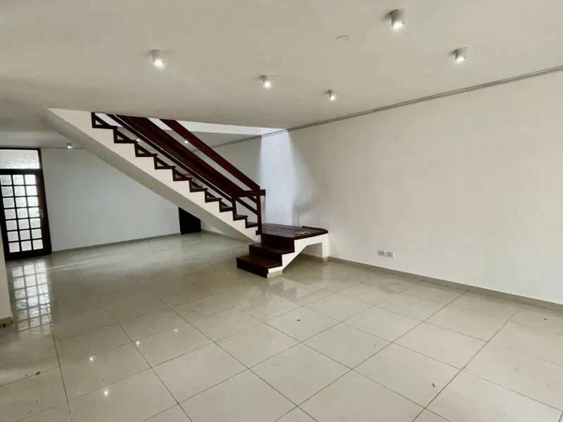 4-bedroom house with en-suite bathrooms for rent on Charcas street: foto 4 de 7
