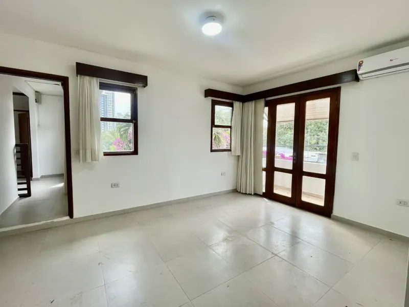 4-bedroom house with en-suite bathrooms for rent on Charcas street: foto 7 de 7
