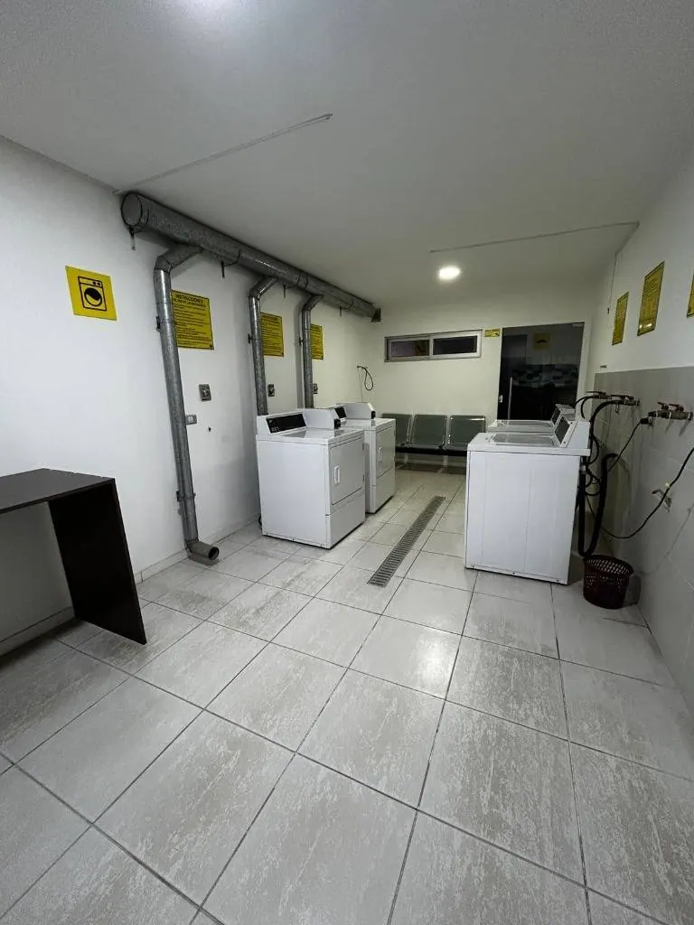 Monoambiente amoblado de 43 m² en venta en Equipetrol: foto 11 de 11