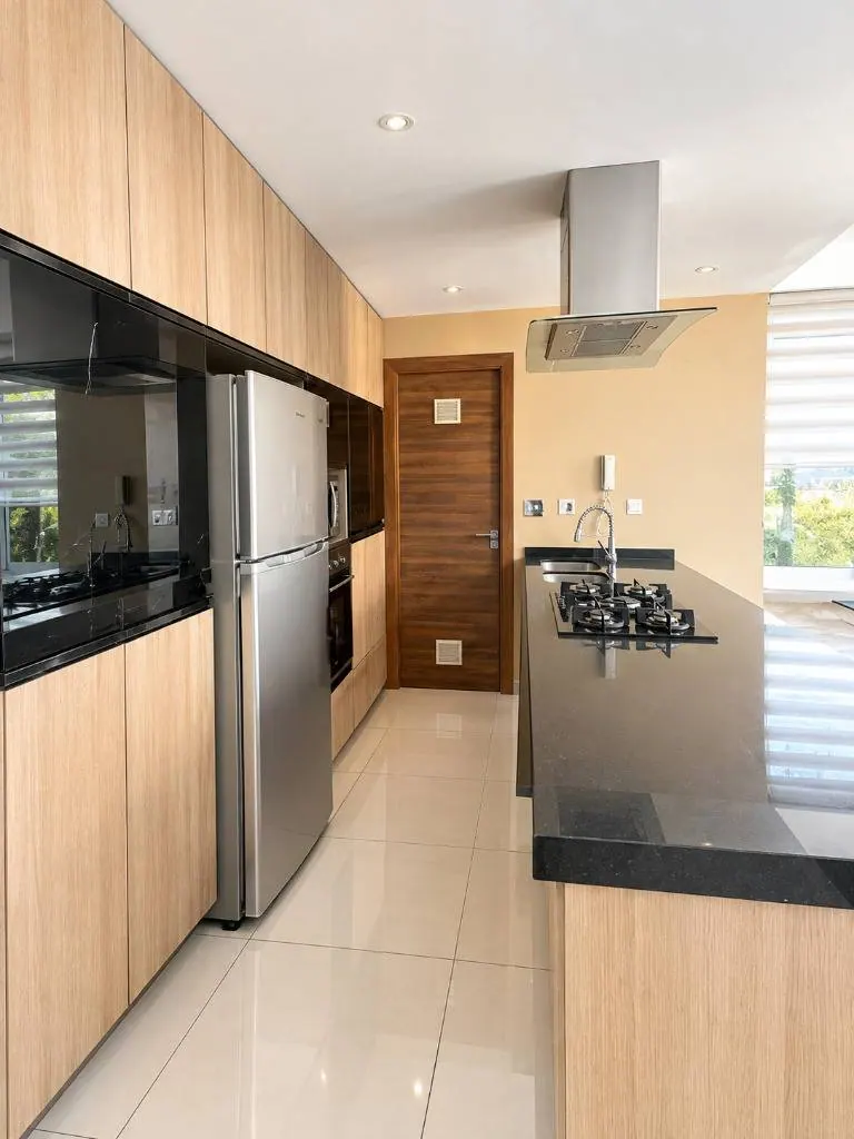 Departamento amoblado de 2 dormitorios en venta en el edificio Icon: foto 4 de 10
