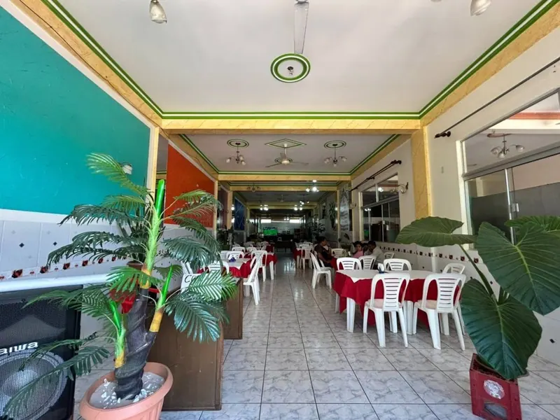Hotel en venta en Samaipata, frente a la plaza principal: foto 6 de 13
