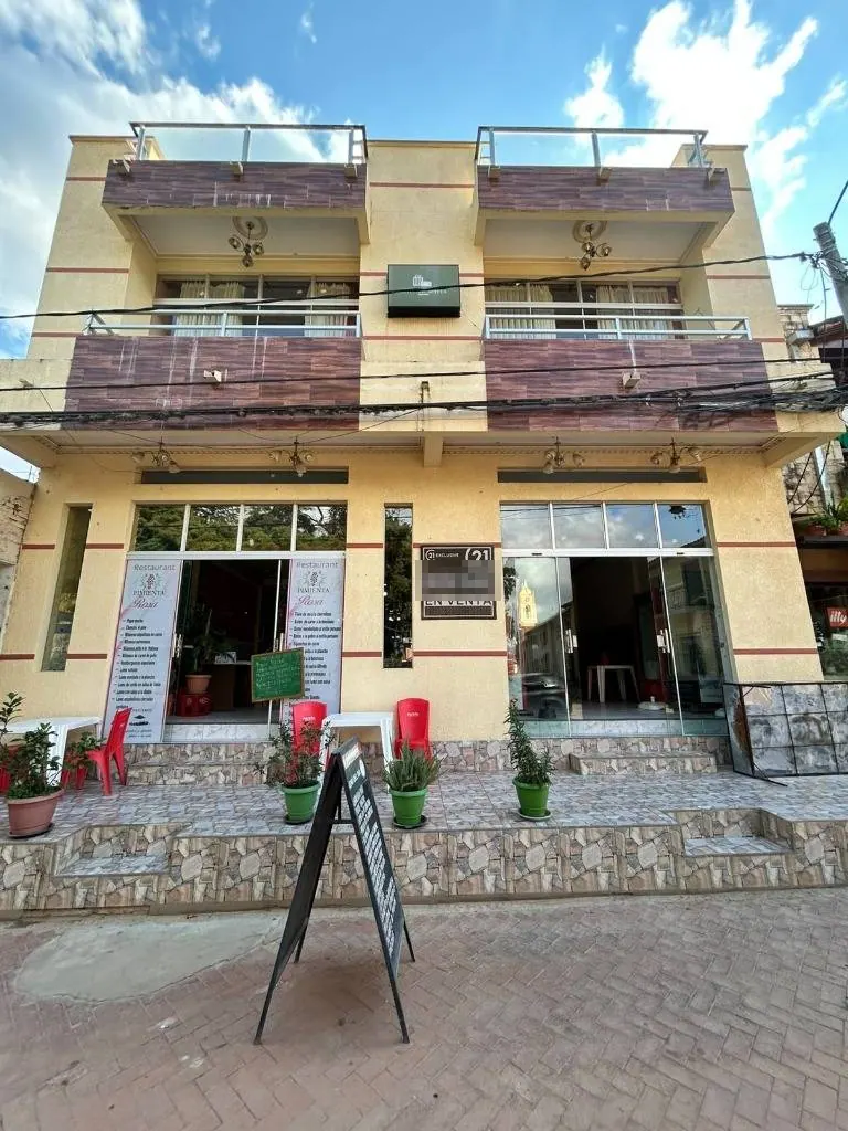 Hotel en venta en Samaipata, frente a la plaza principal: foto 12 de 13