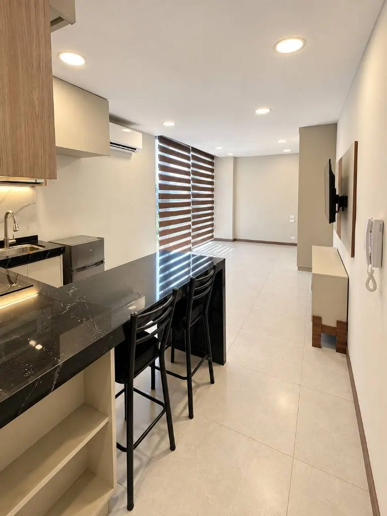 31.88 m² studio for sale in Klug building, Equipetrol: foto 3 de 15