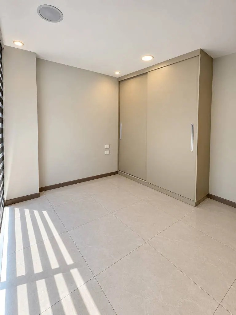 31.88 m² studio for sale in Klug building, Equipetrol: foto 4 de 15