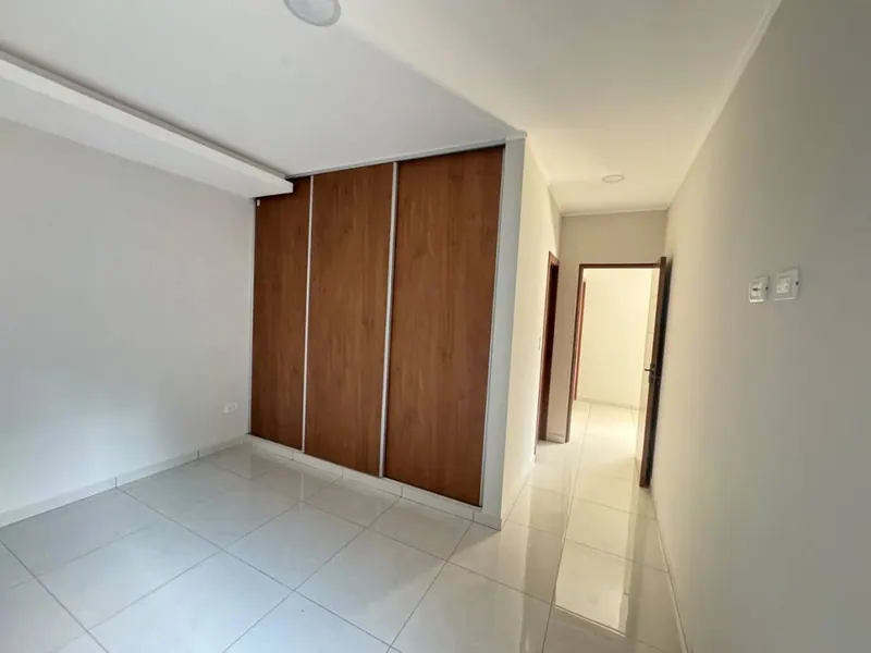 Casa de 4 dormitorios con piscina en preventa en la Zona Norte: foto 2 de 11