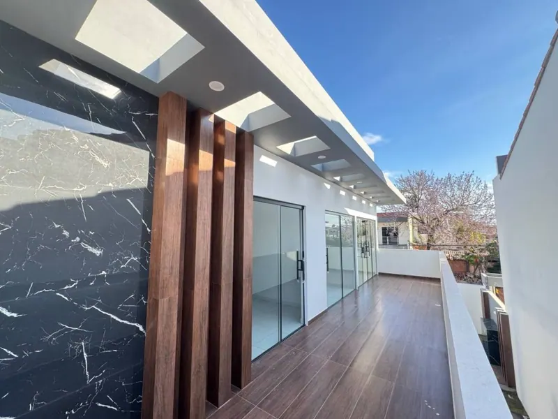 Casa de 4 dormitorios con piscina en preventa en la Zona Norte: foto 3 de 11
