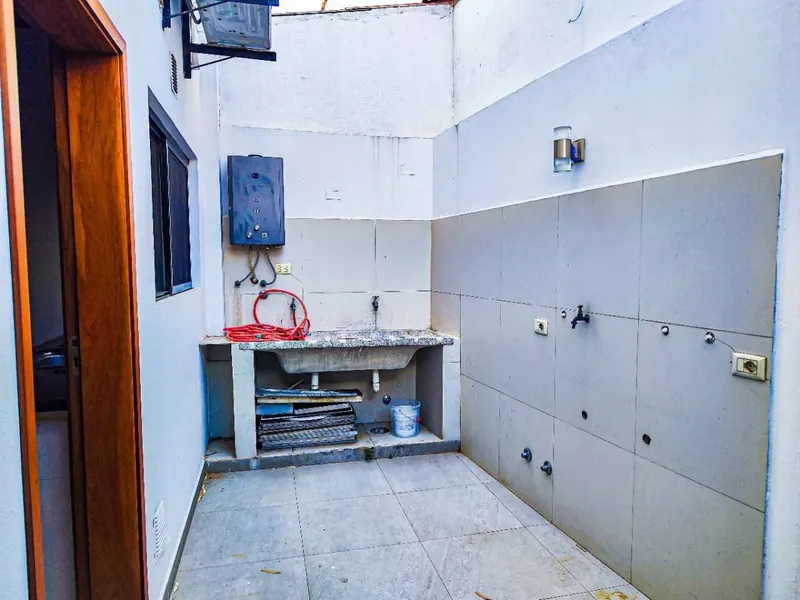 Local comercial en alquiler sobre la Av. 7mo Anillo, Zona Norte: foto 5 de 15